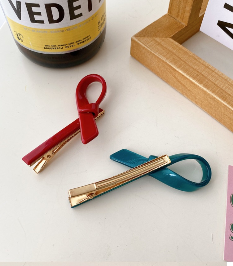 Wholesale Ribbon Hair Clips Supplier